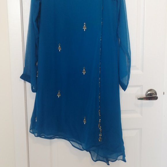 Shiffon Origins Shirt - Picture 2 of 4